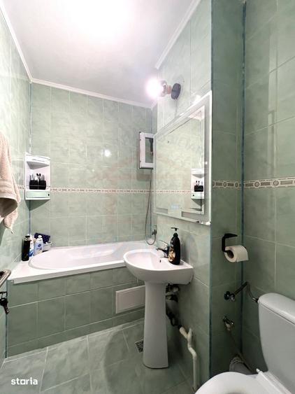 Apartament cu 2 camere semidecomandat, mobilat în Micro 17