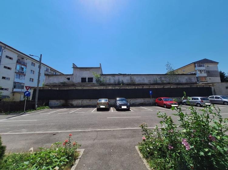 Spațiu industrial, de 640 mp, în Ștrand