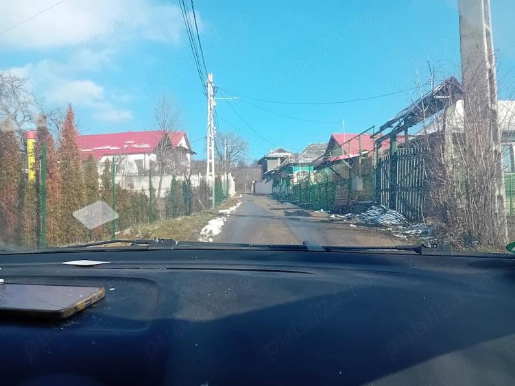 Teren de 1052 mp, în Central