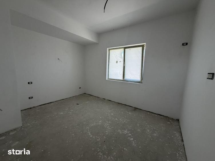 Casa 4 camere Domnesti/ De vanzare / - 8