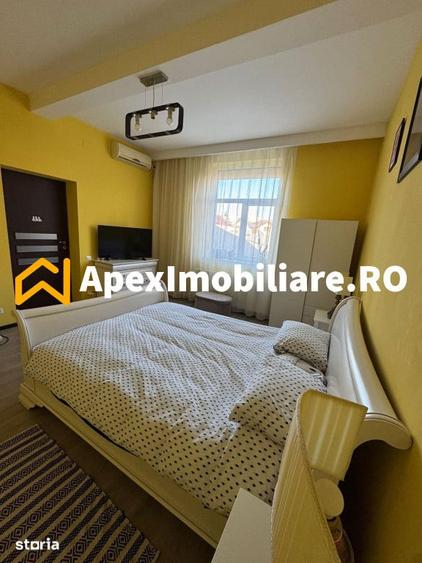 Apartament cu 3 camere decomandat în Domenii