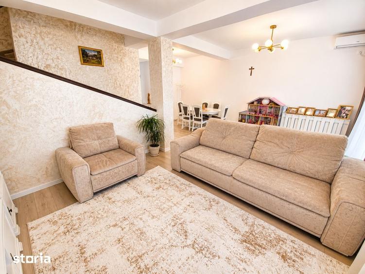 Casă cu 4 camere cu Teren 160 Mp în Palazu Mare
