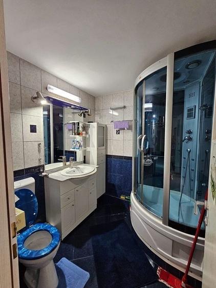 Apartament cu 2 camere decomandat în Basarabia
