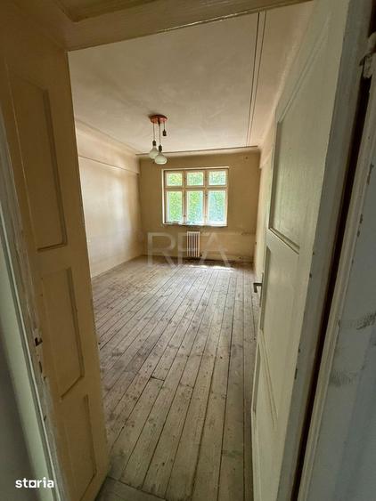Apartament cu 2 camere decomandat, mobilat în Regie