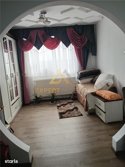 Apartament superb Aleea Neptun bl 4 - 5