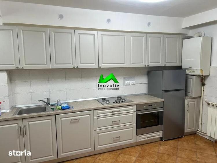 Apartament cu 3 camere în Vasile Aaron