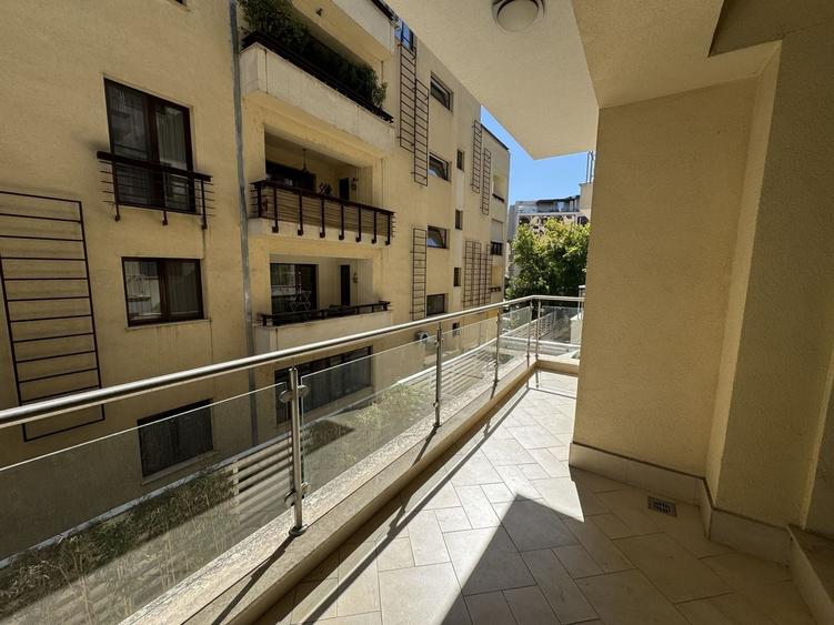 Apartament cu 2 camere decomandat, mobilat în Herăstrău