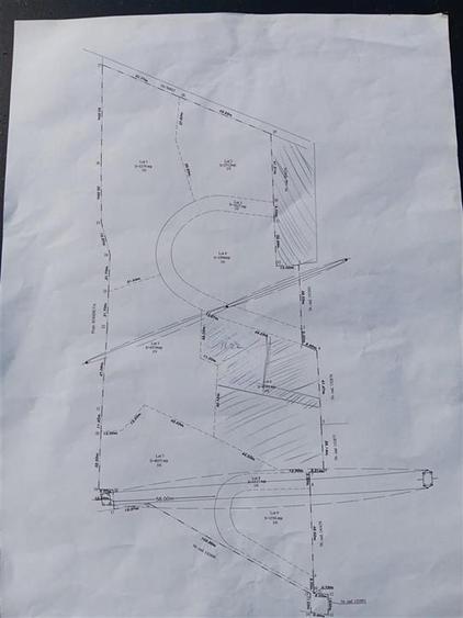 Teren Construcții intravilan de 1712 mp, în Bucium