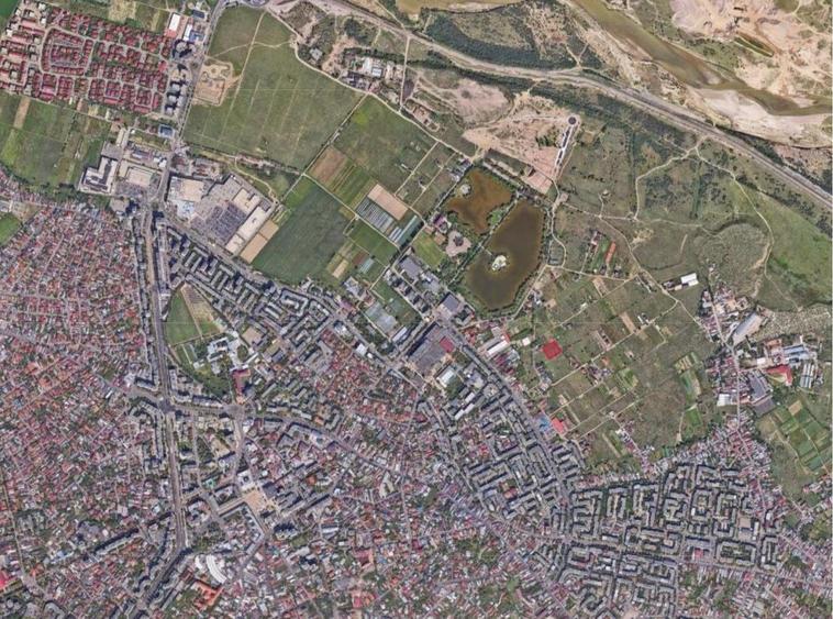 Teren Construcții intravilan de 2150 mp, în Broșteni