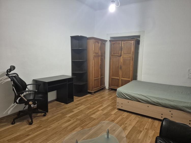 Casă cu 3 camere în Horea