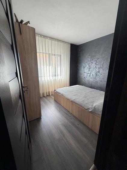Apartament cu 3 camere decomandat, mobilat în Central