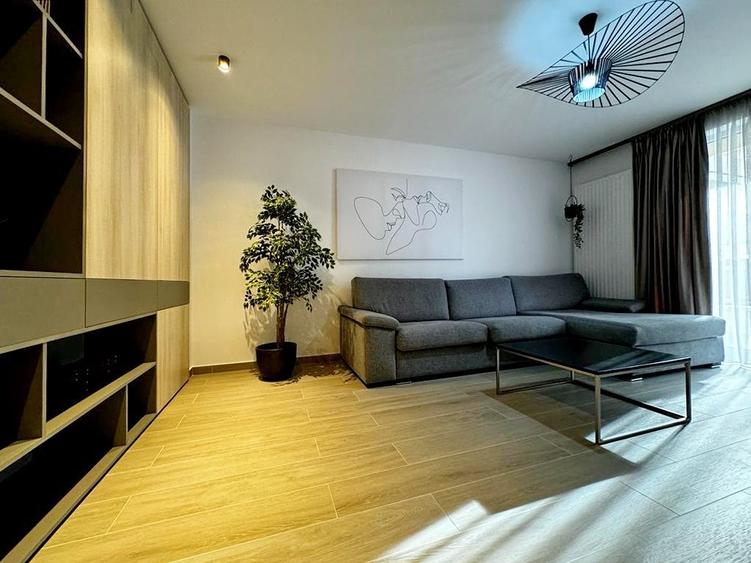 Apartament cu 2 camere decomandat, mobilat în Astra