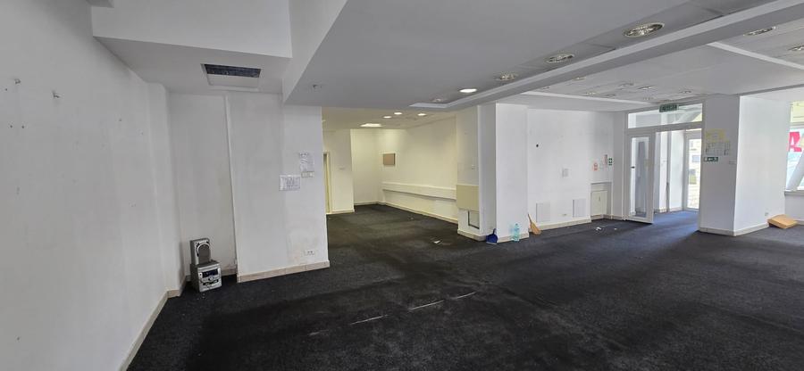 Spațiu comercial, de 108 mp, în Central
