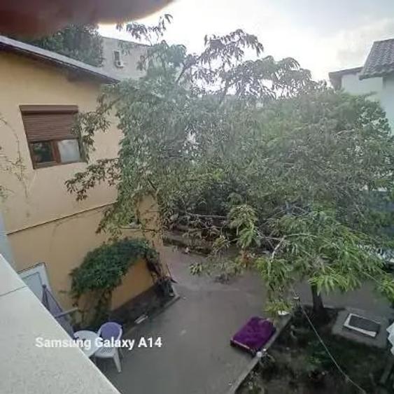 Casă cu 6 camere cu Teren 360 Mp în Central