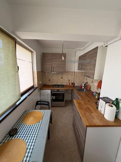 Apartament cu 2 camere decomandat, mobilat în Berceni