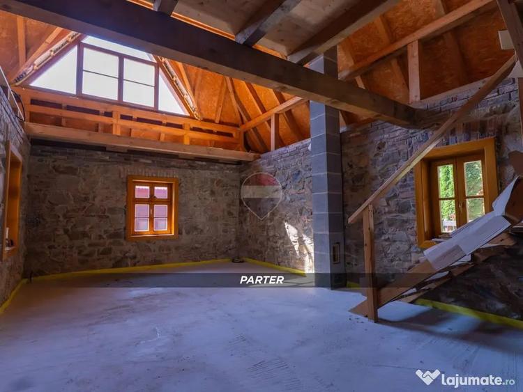 Casă cu 4 camere cu Teren 242 Mp în Firiza