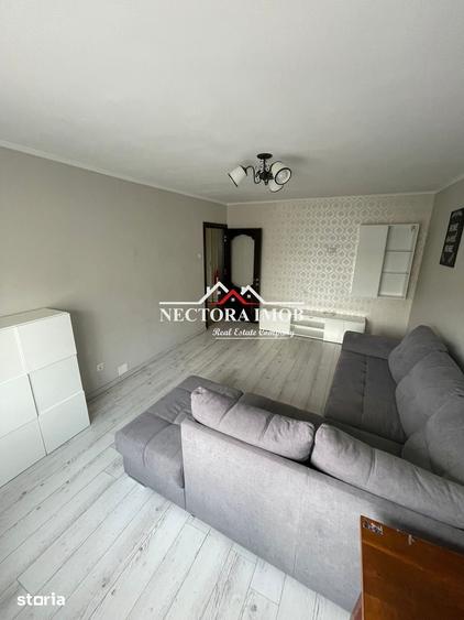 Apartament cu 3 camere în Decebal