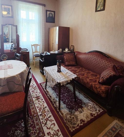 Casă cu 3 camere în Satchinez