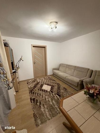 Casă cu 5 camere cu Teren 359 Mp în Sântandrei