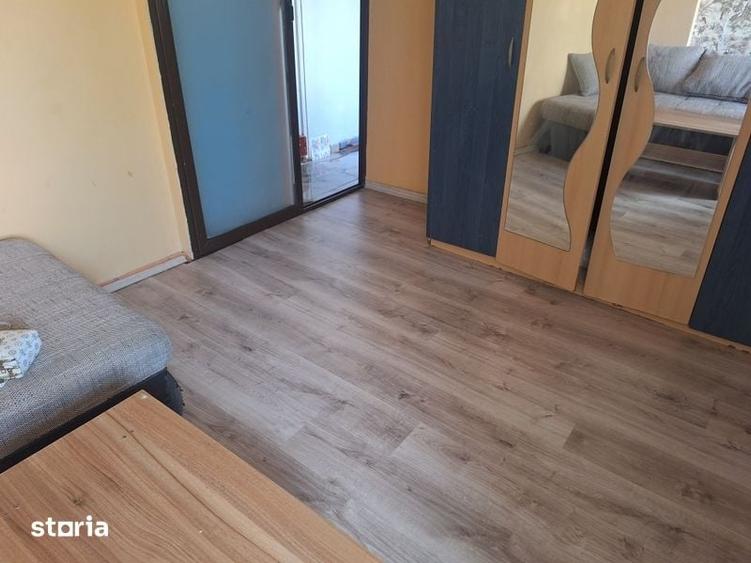 2 camere de inchiriat linga metrou eroi revolutiei - 2