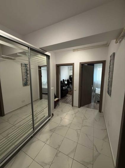 Apartament cu 2 camere decomandat în Roșu