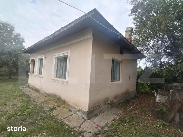 Casă cu 2 camere cu Teren 2000 Mp în Crângurile