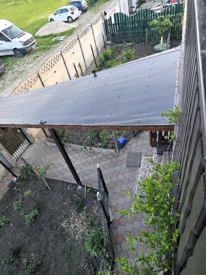 Casă cu 5 camere cu Teren 1000 Mp în Colonia Bod