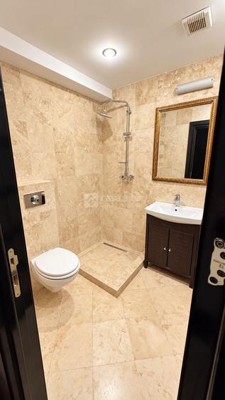 Apartament cu 3 camere semidecomandat, mobilat în Copou