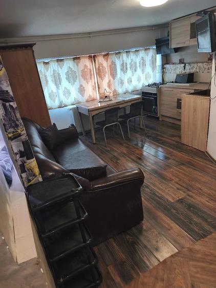 Casă cu 2 camere cu Teren 60 Mp în Lumina