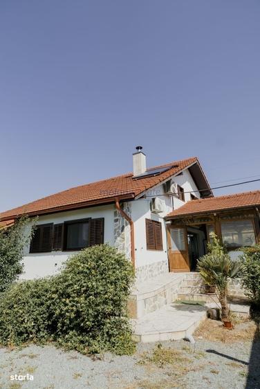 Casă cu 4 camere în Feleacu