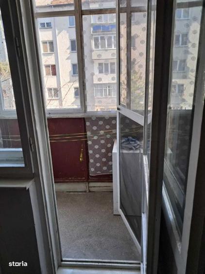 Apartament cu 2 camere semidecomandat în Decebal