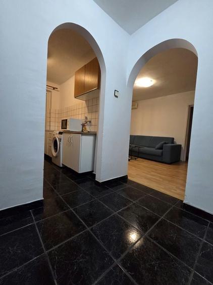 Inchiriez apartament 2 camere Gara - 4