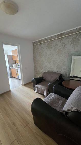 Apartament cu 2 camere nedecomandat în Florești