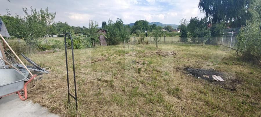 Casă cu 3 camere cu Teren 700 Mp în Central