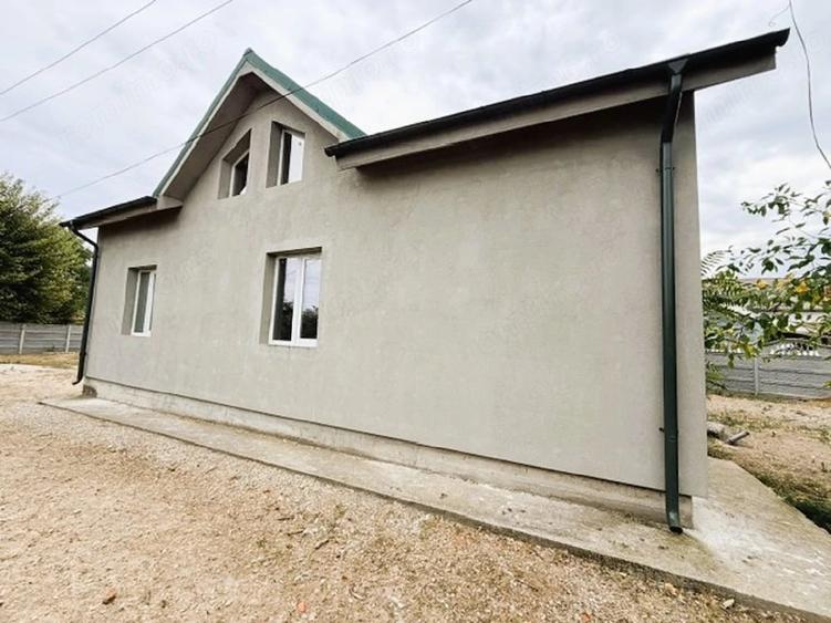 Casă cu Teren 576 Mp în Cepari