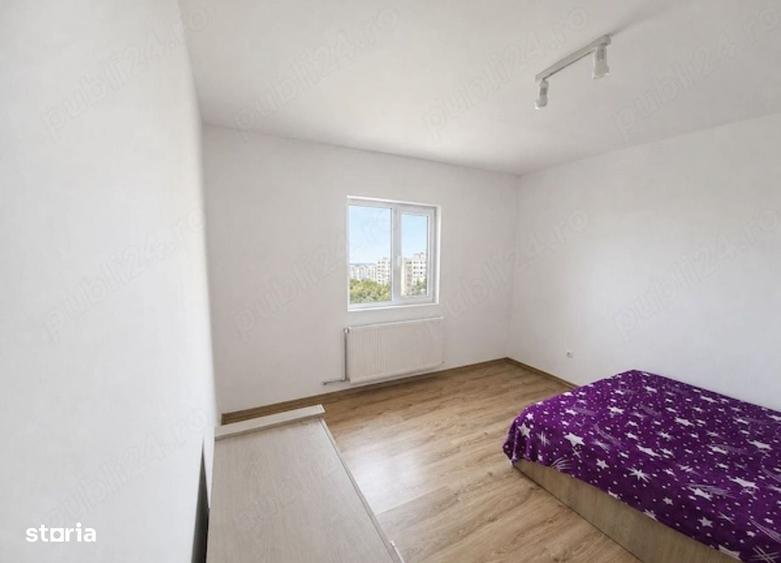 Apartament cu 3 camere decomandat în Soarelui — fotografia 1