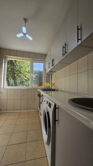 Apartament cu 2 camere semidecomandat, mobilat în Titan