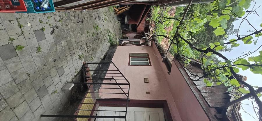 Casă cu Teren 136 Mp în Rășinari