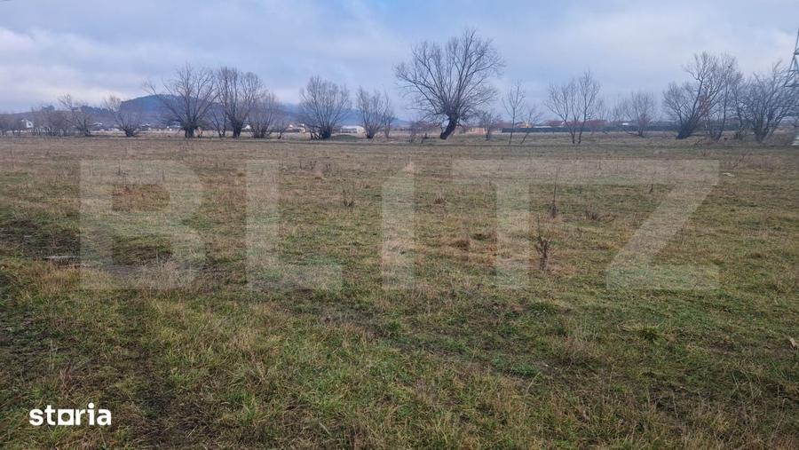Teren de 500 mp, în Sânpetru
