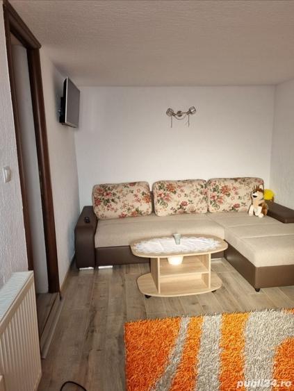 Casă cu 5 camere în Giroc