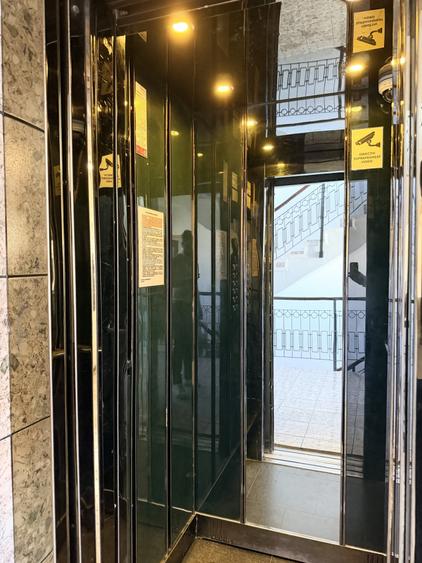 Apartament cu 4 camere decomandat în Unirii
