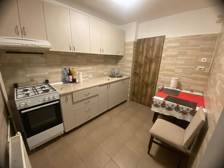 Apartament cu 2 camere decomandat în Mărgeanului