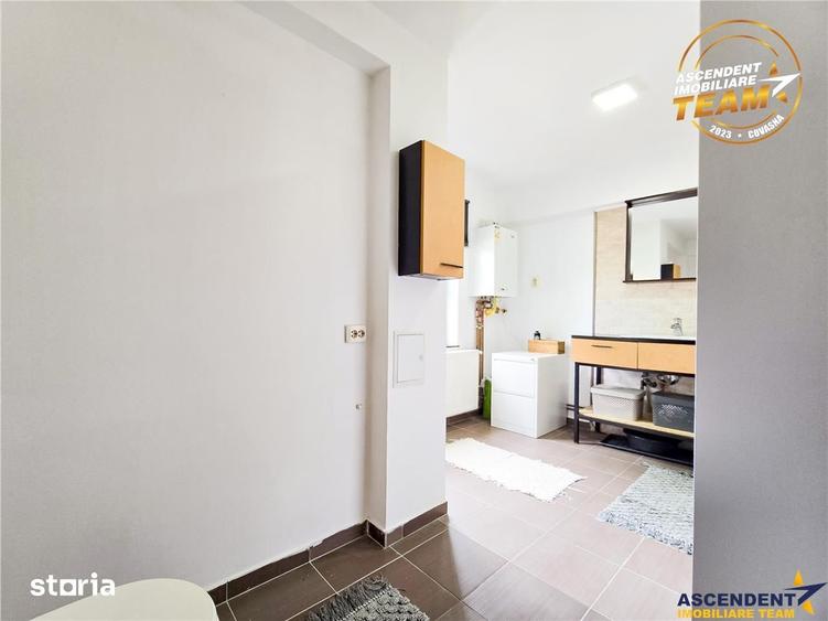 Apartament cu 2 camere, mobilat în Central