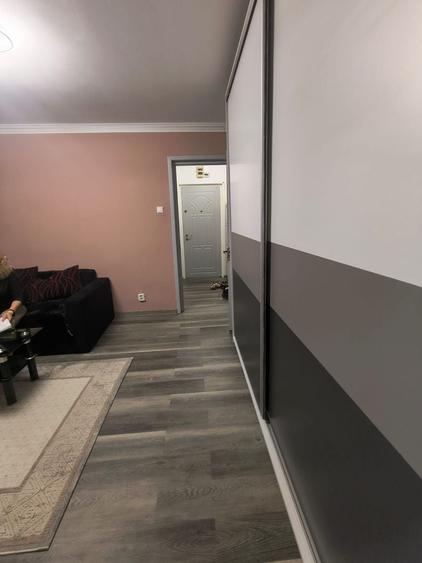 Apartament cu 2 camere semidecomandat, mobilat în Casa de Cultură
