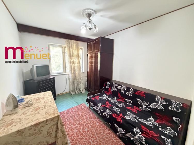 Apartament cu 3 camere decomandat în C5