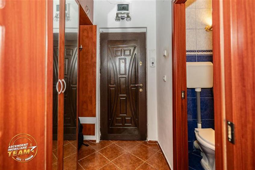 Garsonieră circulară în Centrul Civic