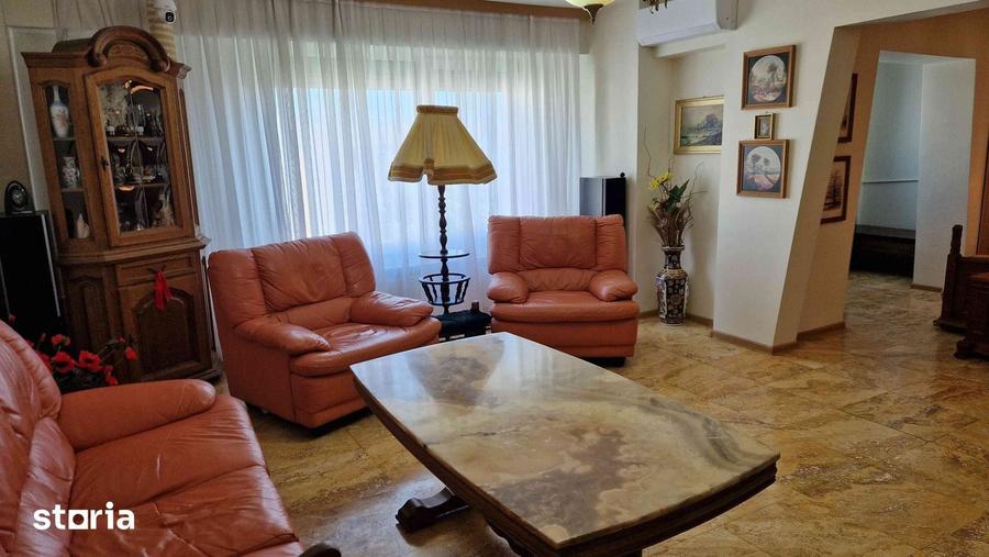 Apartament 3 camere Decebal - 1