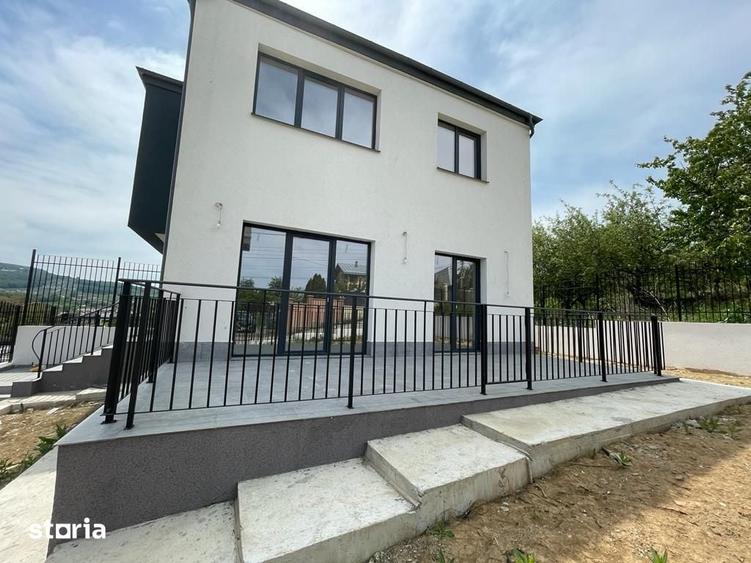 Casă cu 3 camere cu Teren 200 Mp în Bucium