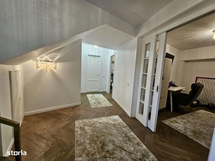 Casă cu 5 camere cu Teren 157 Mp în Central