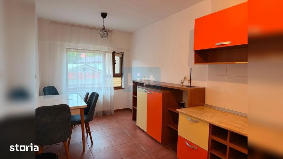 Apartament cu 2 camere în Micro 17